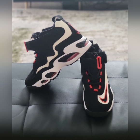 SOLD: Nike Griffey Sneakers - Picture 2 of 5